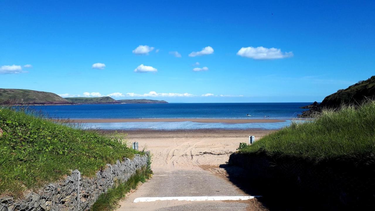 A Beach Holiday In Pembrokeshire Villa Екстериор снимка