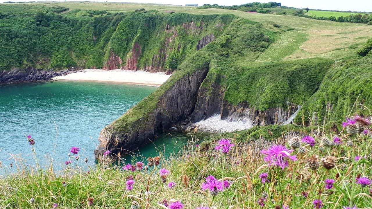 A Beach Holiday In Pembrokeshire Villa Екстериор снимка